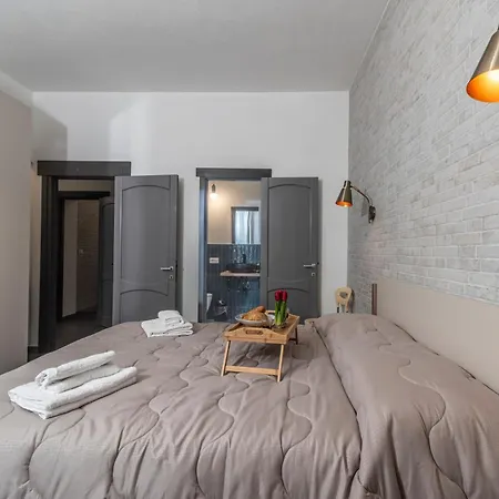 Lusa - Happy * Alghero