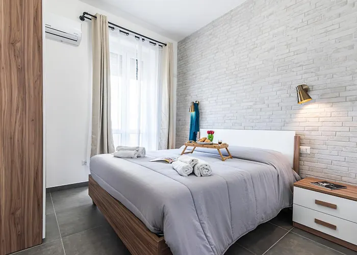 Lusa - Happy Апартаменты *